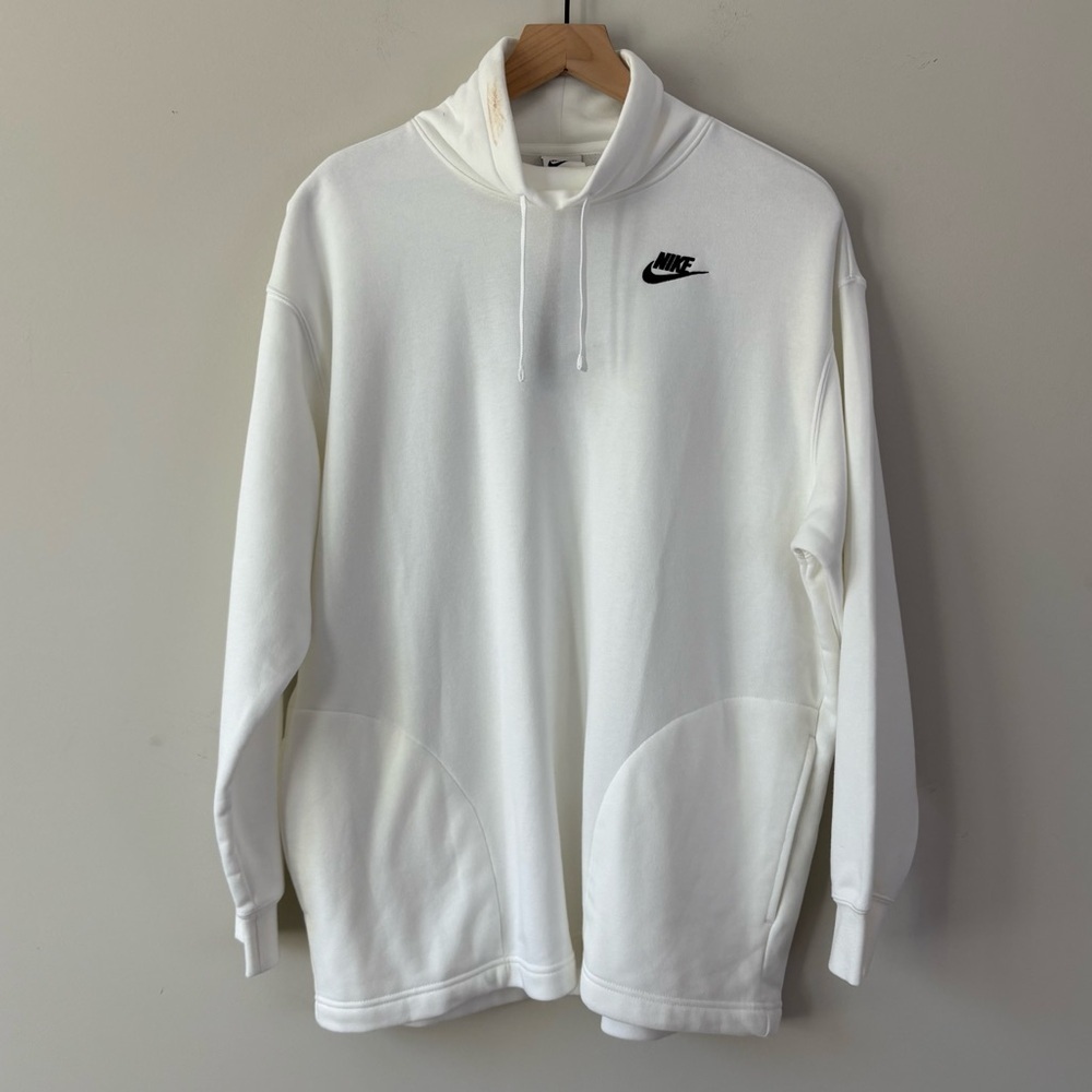 Nike Club Fleece Oversized Sweatshirt - XSmall